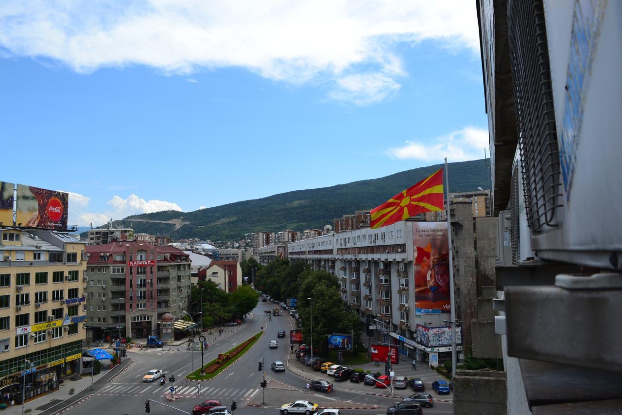 Lazarus Studio Apartment Skopje Extérieur photo